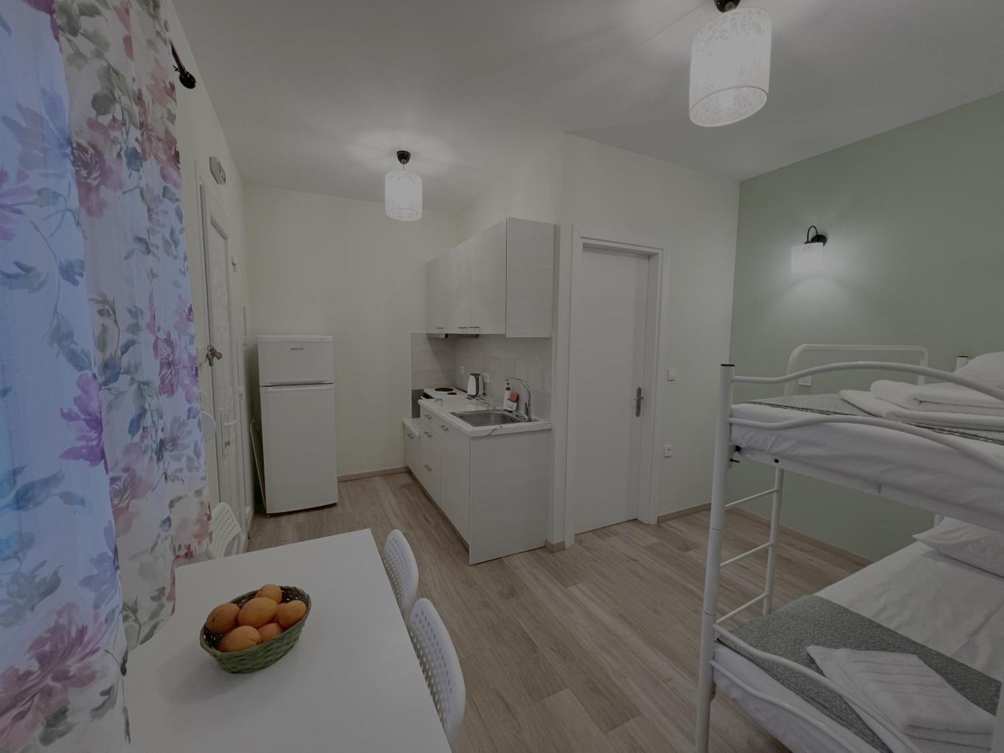 Ktima Klimentini Lägenhet Vivári Exteriör bild